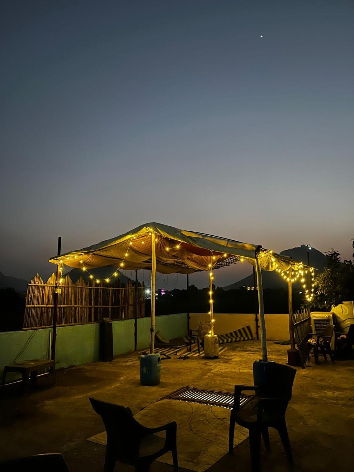 Veera'S Hostel Pushkar Exterior foto